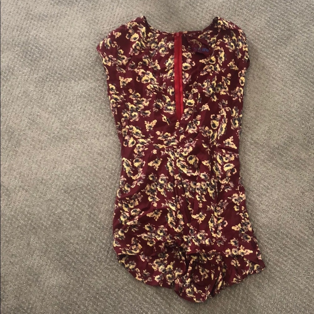 Floral Romper from planet blue - nwot